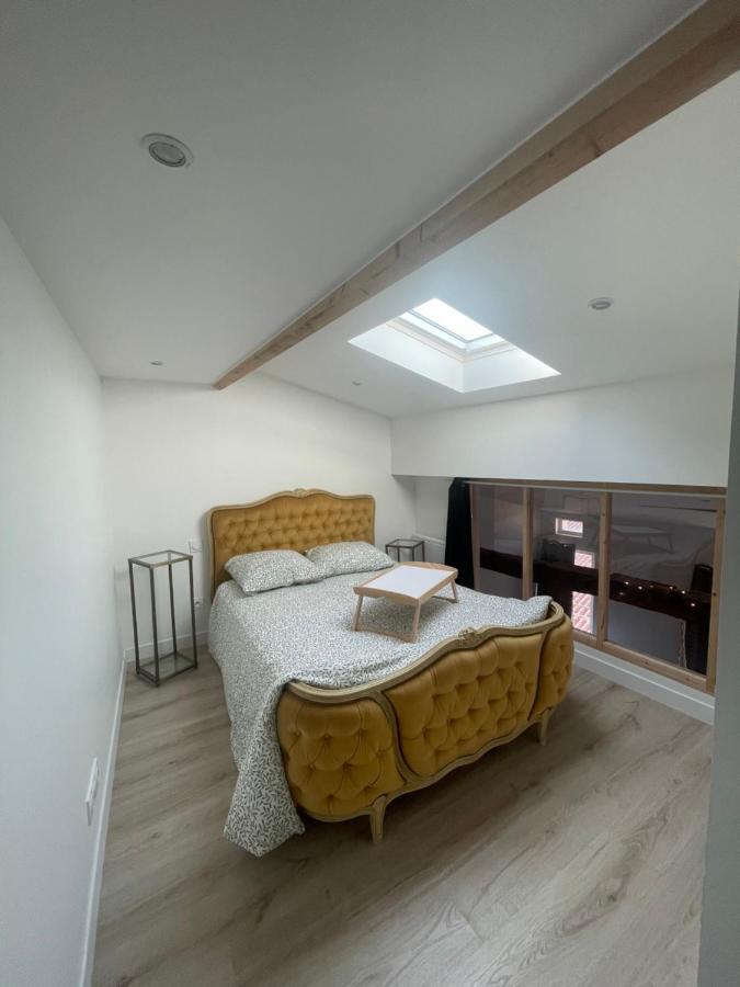 La Pause Saintaise Chez Sandrine Apartment Saintes Bagian luar foto